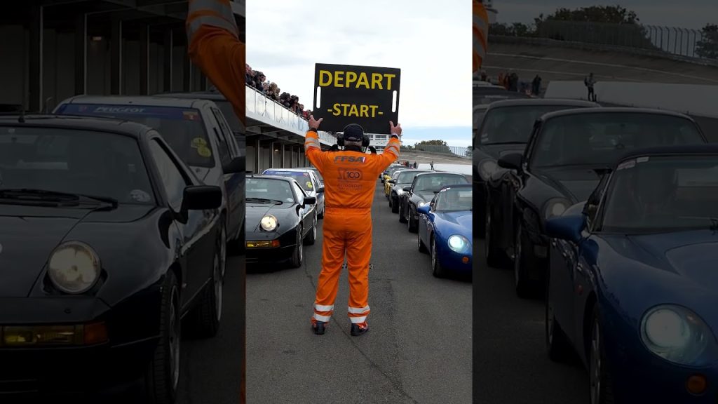 Gilbert, bénévole à l’#autodrome de Linas-Monthléry – Autodrome linas centenaire, sur Youtube