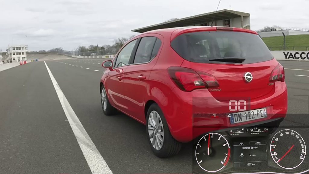 Opel Corsa 1.0 EcoTec : 0 à 100 km/h sur le circuit de Montlhéry – AutoMoto 2015 (Dailymotion)