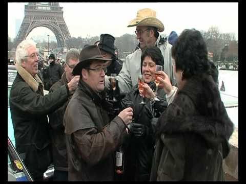 Youtube: Traversée de Paris (voitures anciennes)(Voitures anciennes paris)