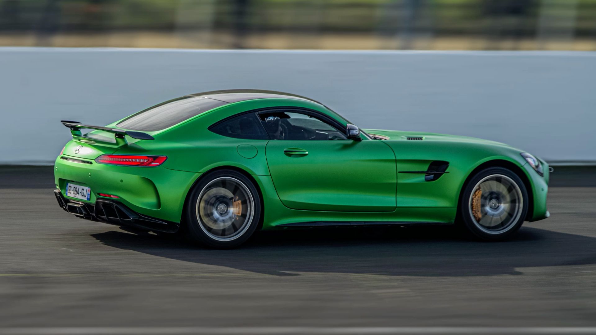Pinterest Mercedes AMG GT R 💚💚💚