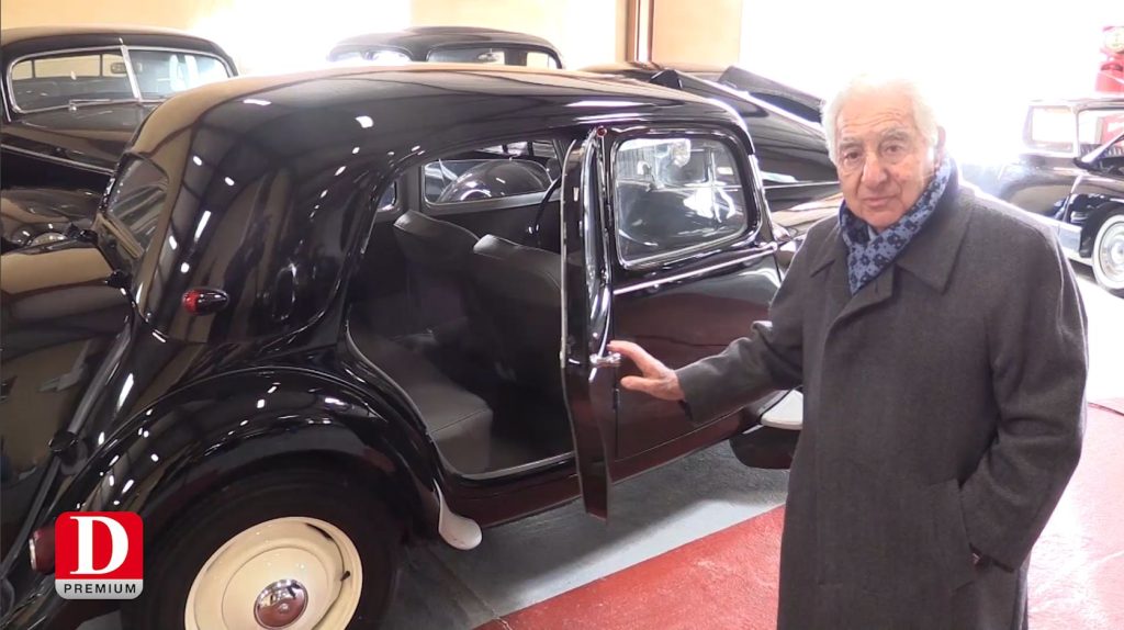 Dailymotion: André Trigano vend sa collection de voitures anciennes(voitures anciennes paris)