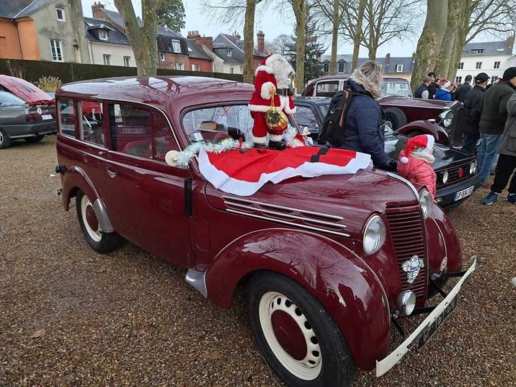 Automobile : le Rencard de Lisieux fête Noël (information presse)