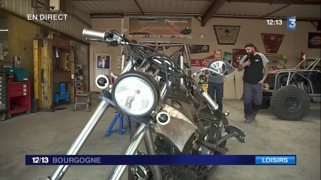 C’est votre tour – Customs et Tubulures Automobiles – Voitures anciennes grosbois, sur Youtube