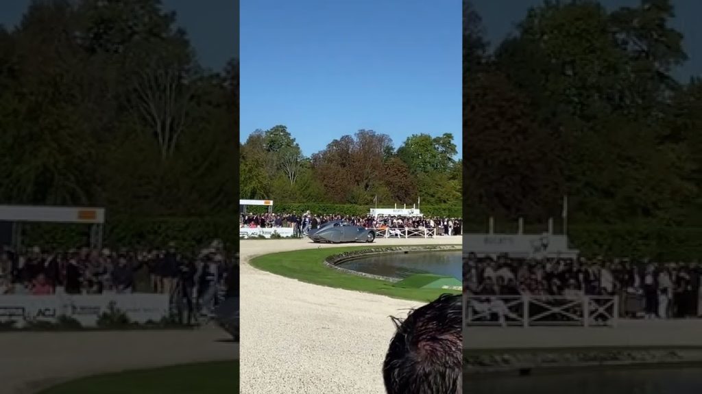 Défilé élégance chantilly (Youtube)