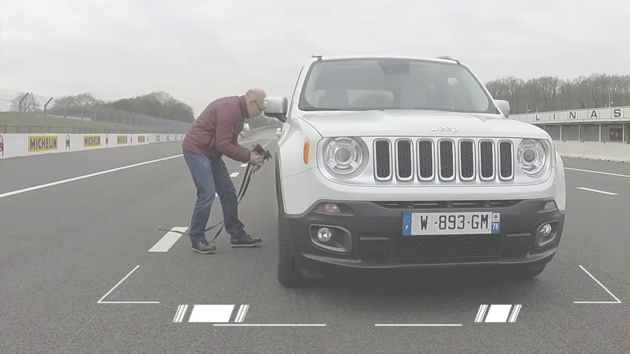 Vimeo Jeep Renegade 1.4 : 0 &agrave; 100 km/h &agrave; Montlh&eacute;ry avec AutoMoto 2015