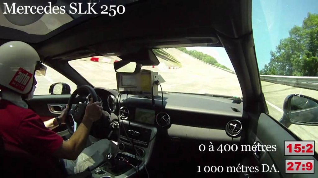 Mercedes SLK 250 sur l’autodrome de Montlhéry (Youtube)