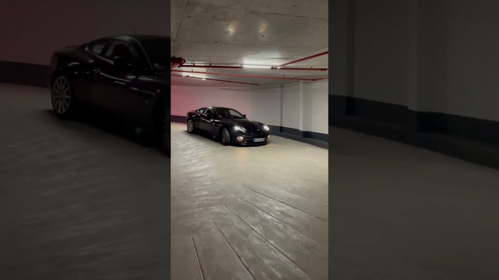 Parking sécurisé 24/24 Rueil Malmaison #automobile #vintage (Youtube)