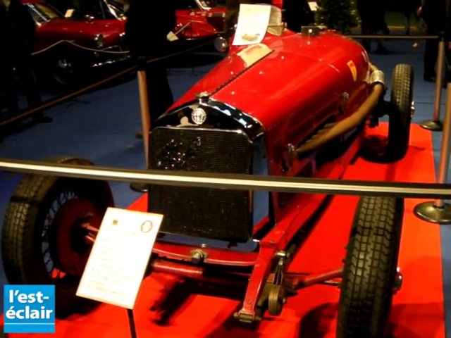 Rétroymobile : les voitures anciennes jouent les stars (voitures anciennes suresnes)