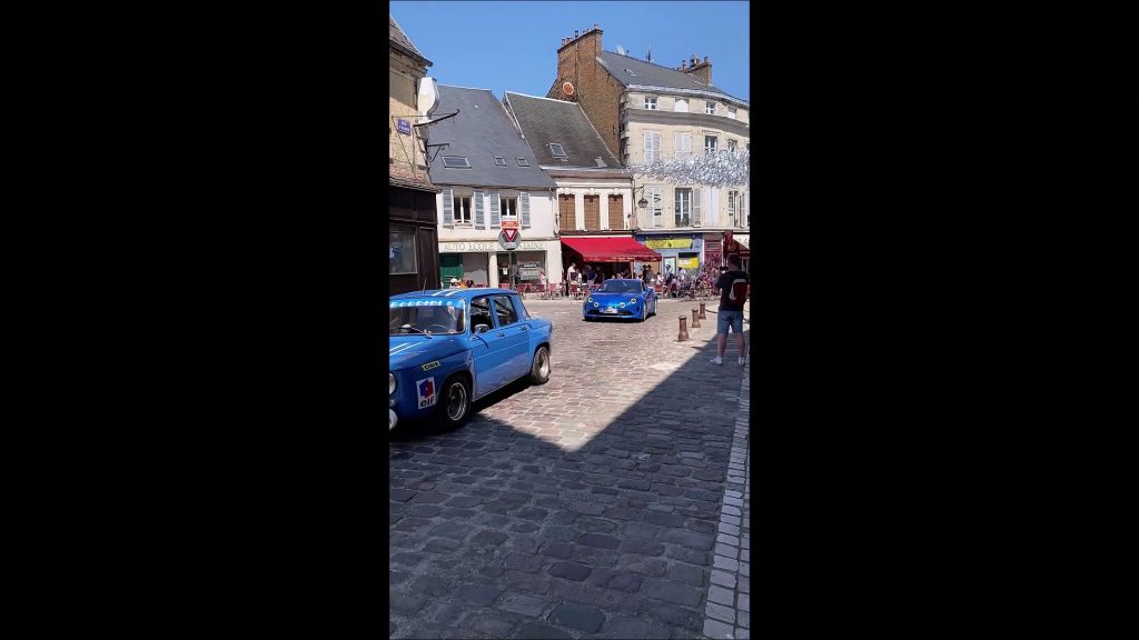 Défilé de voitures anciennes Laon le 28 05 2023. – beau livre voitures anciennes, sur Dailymotion