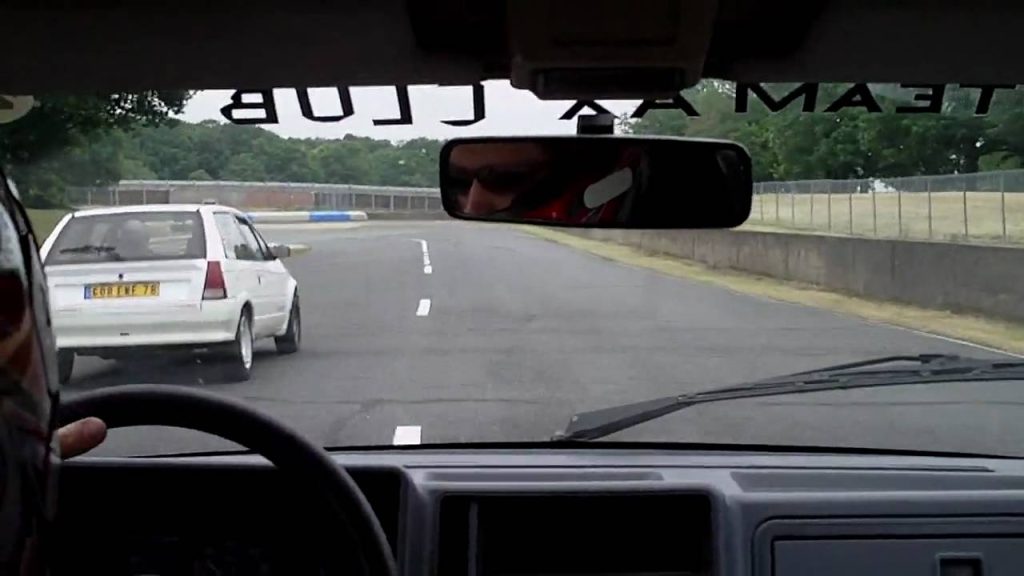 Sur Youtube (Autodrome de linas-montlhéry avis): CITRORACING 2010 circuit de montlhéry
