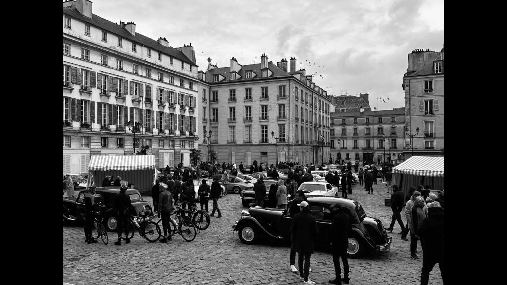 Sur Youtube: Versailles en Anciennes(voitures anciennes versailles)