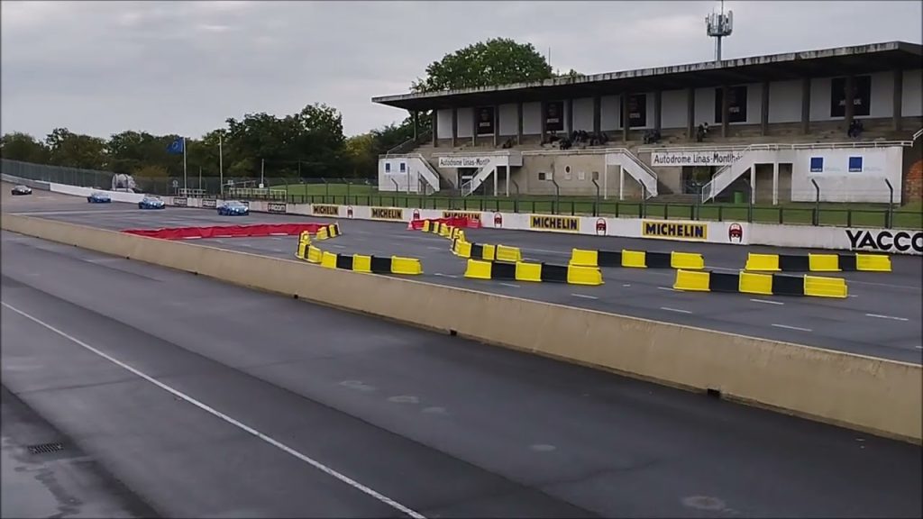 Sur Youtube (circuit montlhery): Losange Passion International 01/10/2022 sur le circuit de Montlhéry, série Alpine A110 « modernes »