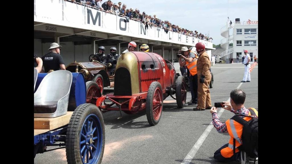 Sur Youtube (circuit montlhery evenement): Montlhéry Revival 2022