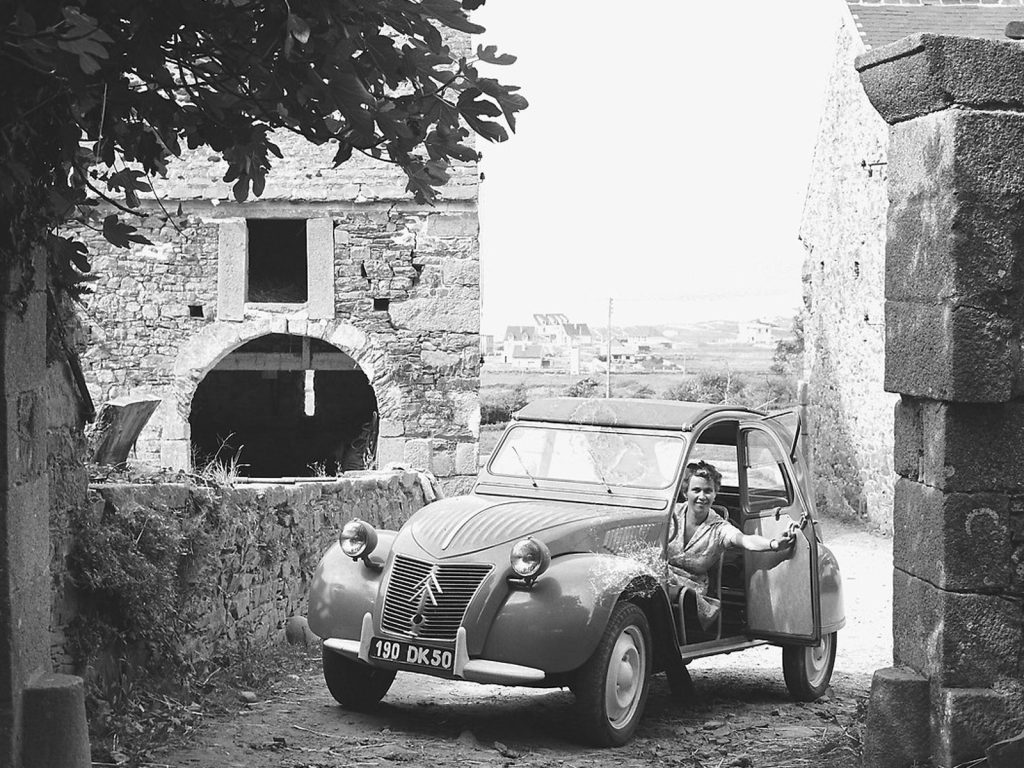 Top 10 des voitures anciennes les plus mythiques – voitures anciennes chantilly, sur Dailymotion