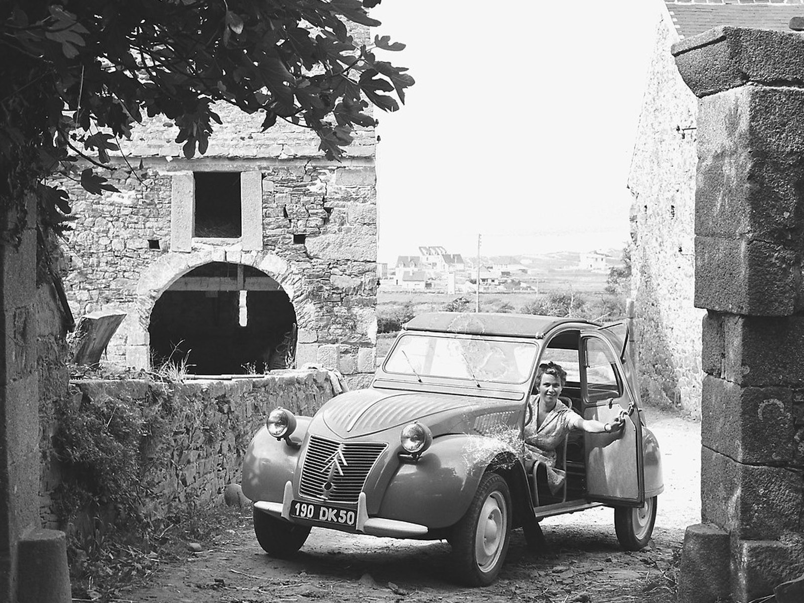 Vimeo Top 10 des voitures anciennes les plus mythiques
