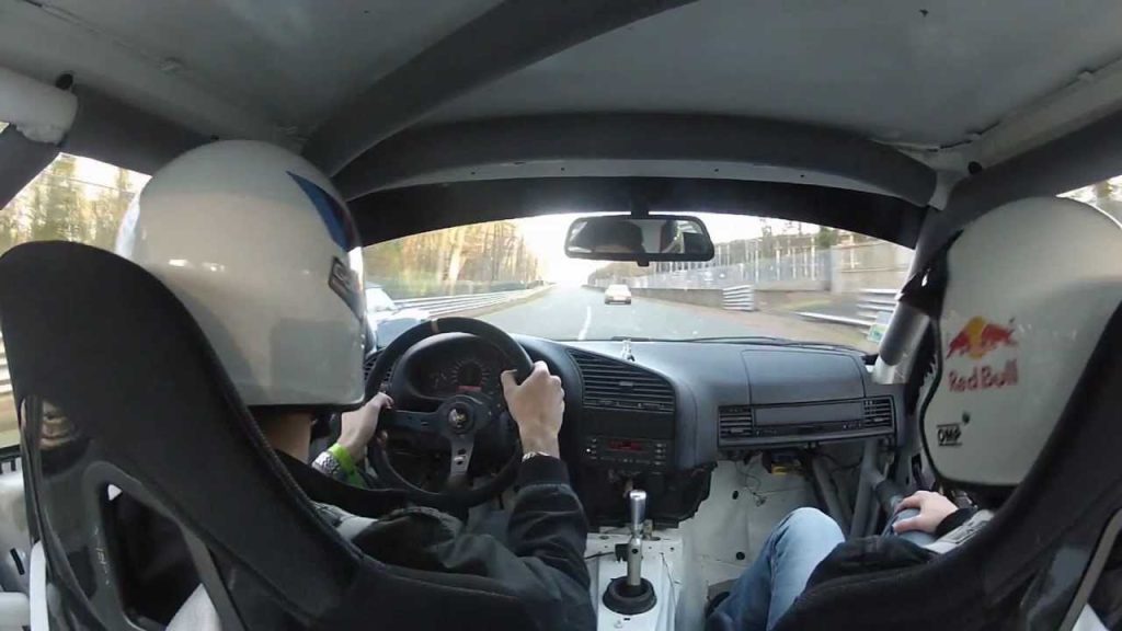Trackdays 2 décembre 2012 circuit de l’autodrome de Linas Montlhéry en M3 3.2l de KaZo91 !!!! (Youtube)