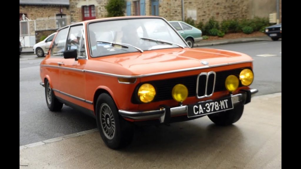 Voitures anciennes en Bretagne – Rannée – Classics cars (voitures anciennes)