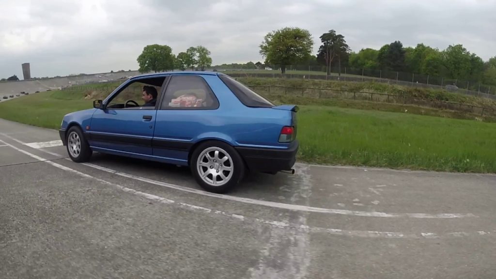 Youtube (Autodrome de linas-montlhéry avis): Parade finale Youngtimers Festival 2017 – 22 avril