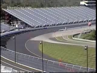 Dailymotion: Accident moto gp  circuit(circuit montlhery moto)