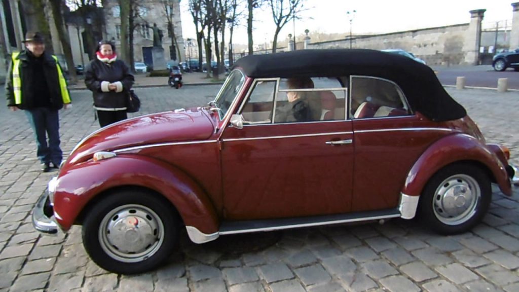 Association Versaillaise des Amateurs de Voitures Anciennes – Voitures anciennes versailles, sur Youtube