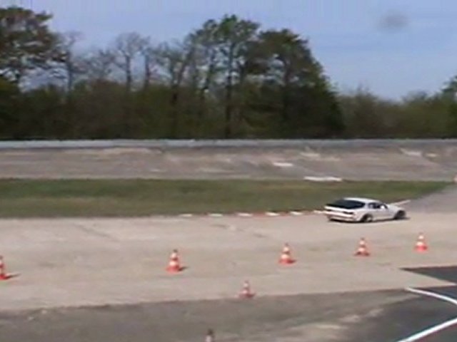 Dailymotion (circuit linas montlhéry evenement): Secma F16 BABOON 7 Linas Montlhery 10/04/2011
