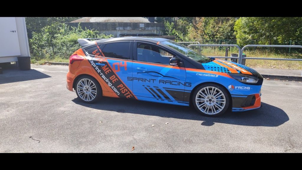 Ford Focus RS 350 CV (Youtube)