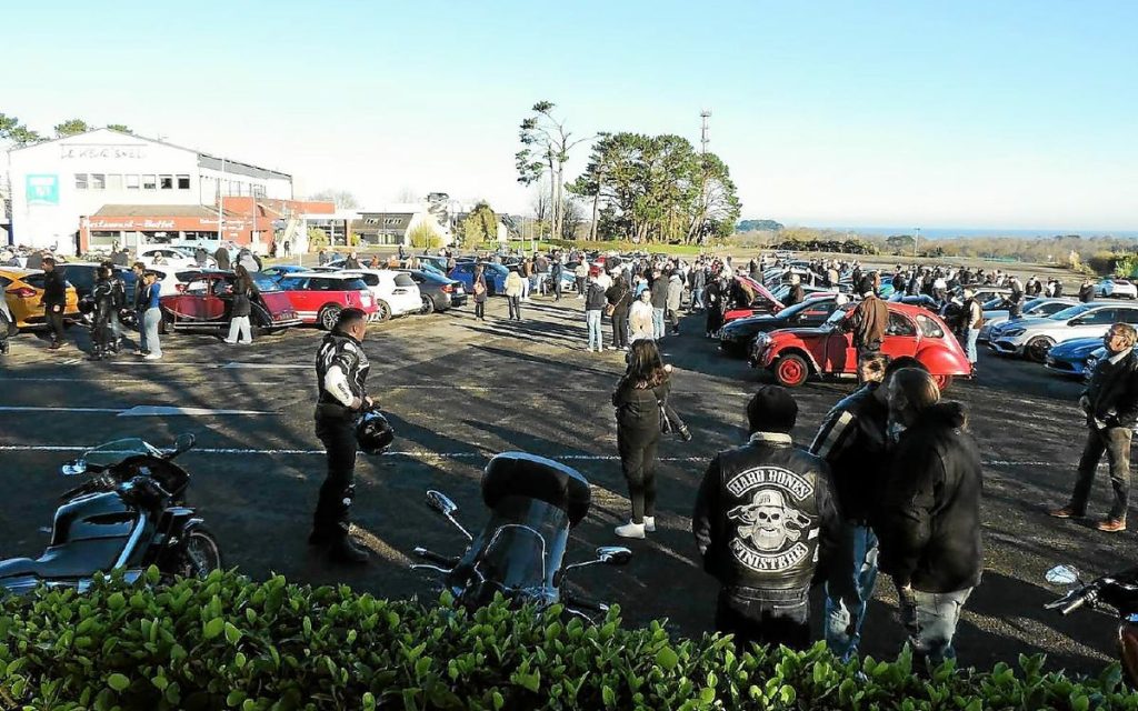 Information: À Saint-Pol-de-Léon, record battu à Kerisnel avec plus de 150 voitures anciennes réunies !