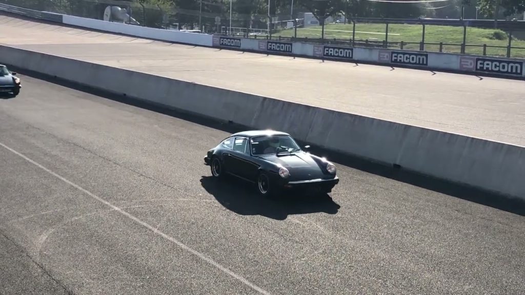 Sur Youtube: Drivers days autodrome Linas-Monthlery(Autodrome de linas)