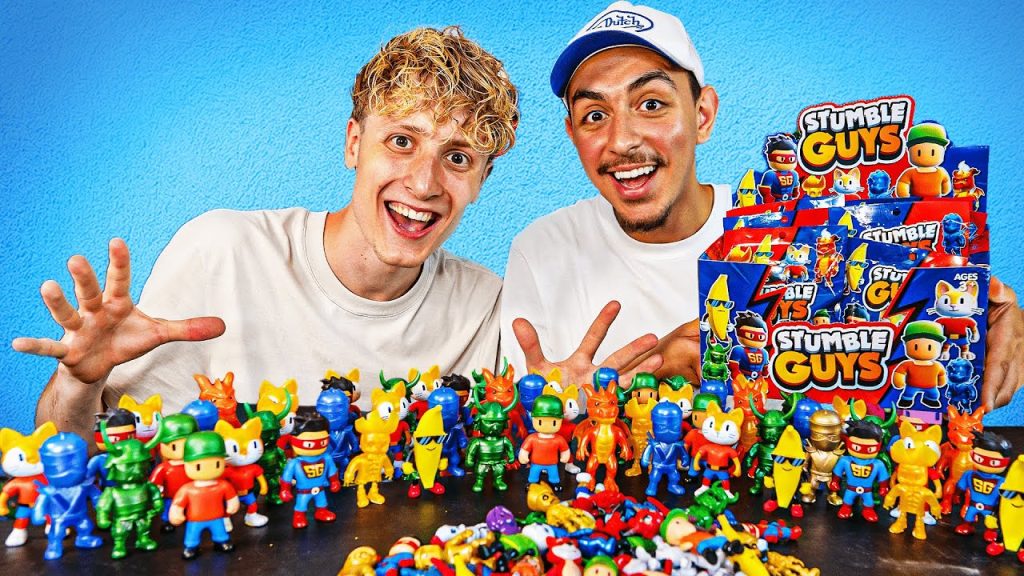 Sur Youtube: J’achète 100 figurines Stumble Guys dans la vraie vie !(Beau livre Voitures anciennes)