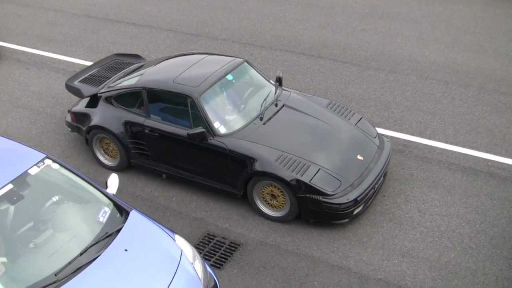 Sur Youtube: Pit Lane Montlhéry 02-03-13(circuit montlhery 12 octobre)