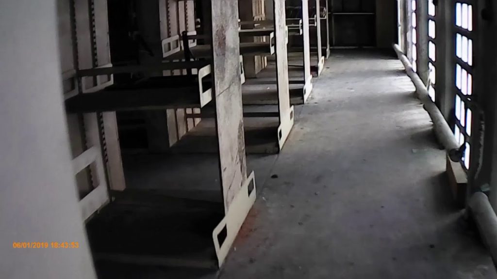 Sur Youtube (voitures anciennes versailles): VISITE DES ANCIENNES ARCHIVES DE VERSAILLES !!!