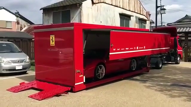Voilà comment Ferrari livre ses voitures neuves – Ferrari 458 (Dailymotion)