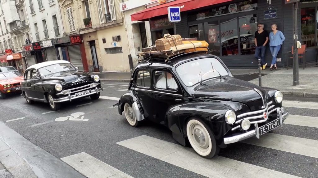 Youtube (Voitures anciennes paris): Traversée de Paris des voitures anciennes du dimanche 25 juillet 2021.