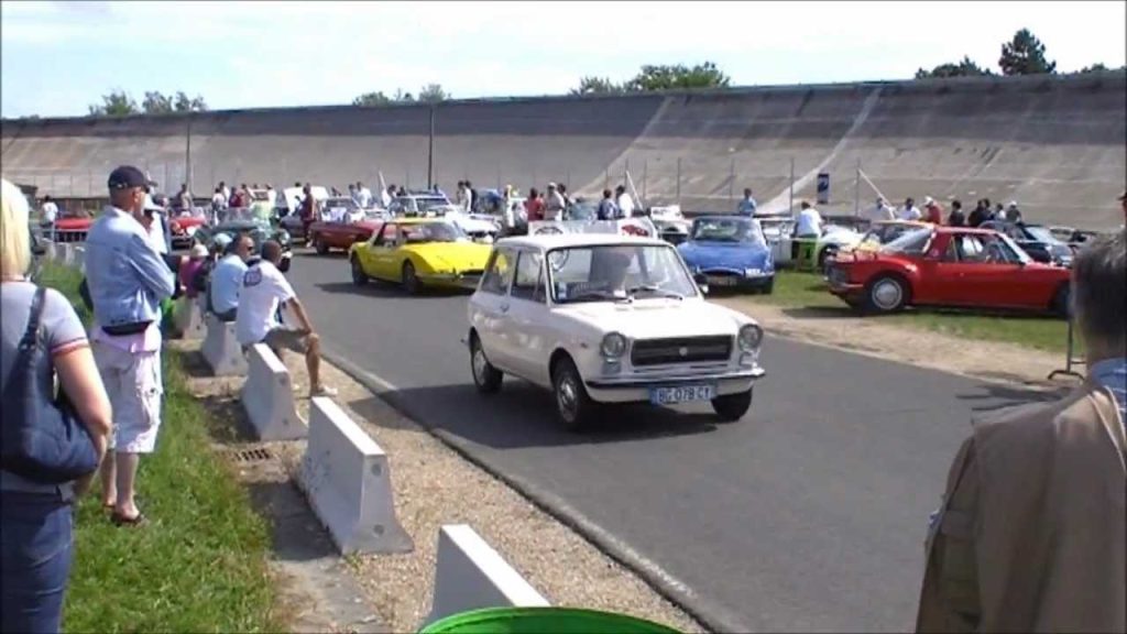 Autodrome Héritage Festival à Montlhéry 02 juin 2012 – 16ème partie – Autodrome montlhéry, sur Youtube