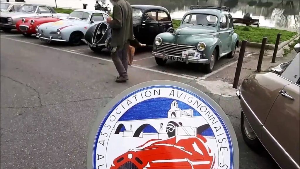 Dailymotion (voitures anciennes): Avignon : plus de 120 voitures d’exception sur la Barthelasse