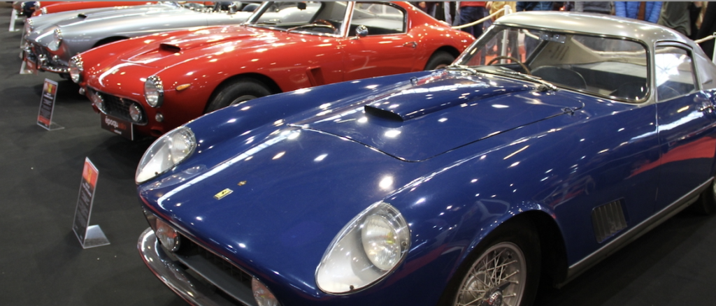 Information: Rouler avec une voiture de collection dans une ZFE, comme celle de Lyon : pas si simple…