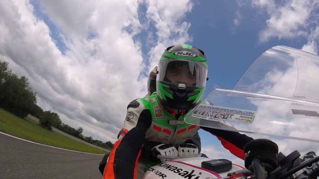 Mon Baptême moto sur circuit (Youtube)