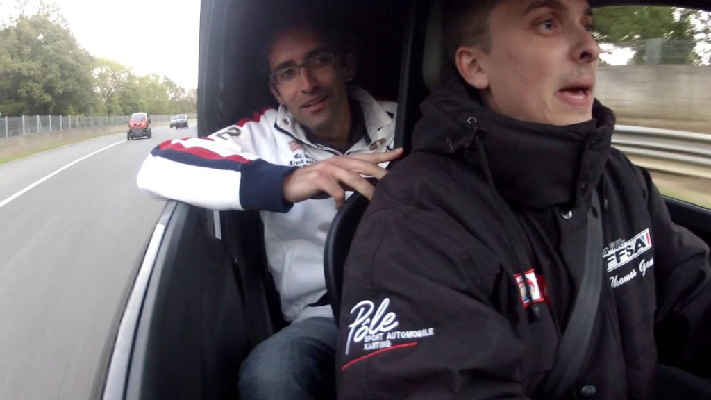 Twizy circuit de Montlhéry… – circuit montlhery 100 ans, sur Youtube
