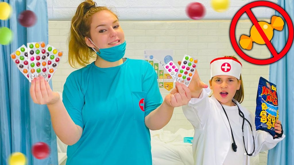 Youtube: 5 FAÇONS DE FAIRE PASSER DES BONBONS À L’HÔPITAL !(Livre voitures Anciennes françaises)