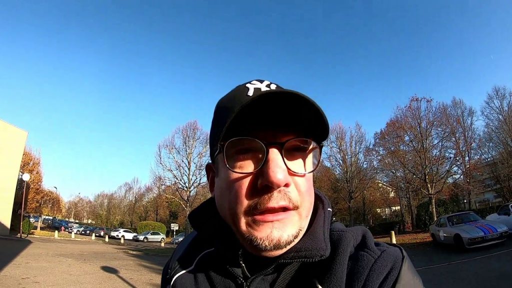 Youtube: À Bailly cher Gazoline première partie(Voitures anciennes versailles)
