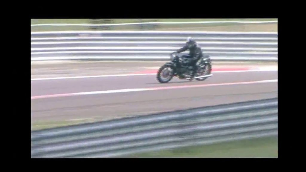 Youtube: Coupes Moto Légende 2004(circuit montlhery moto)