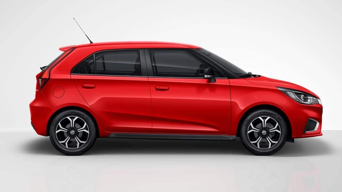 Pinterest DACIA vs MG 3 : la citadine anglaise arrive bientôt, voici son prix !
