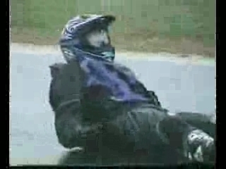 Vimeo Veste airbag - Chute sur circuit moto