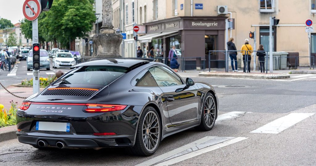 Acheter une Porsche sans se ruiner ? Oui c’est possible, en voici la preuve (Vu dans les médias.)