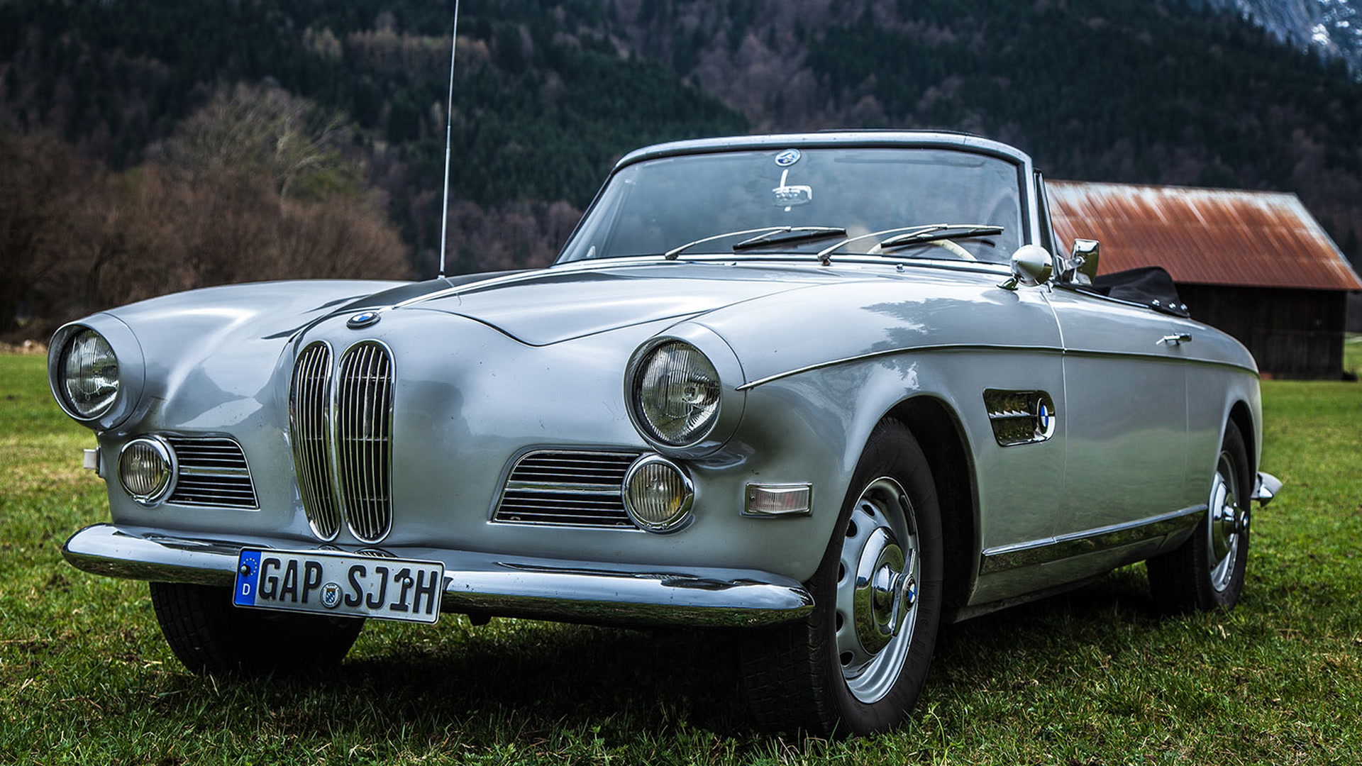 Vimeo BMW 503 &ndash; Une d&eacute;capotable avec un moteur V8