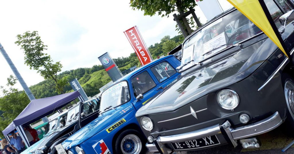 Dans la presse: Grosbliederstroff. Des centaines de véhicules anciens exposés lors d’un grand rassemblement automobile le 29 juin
