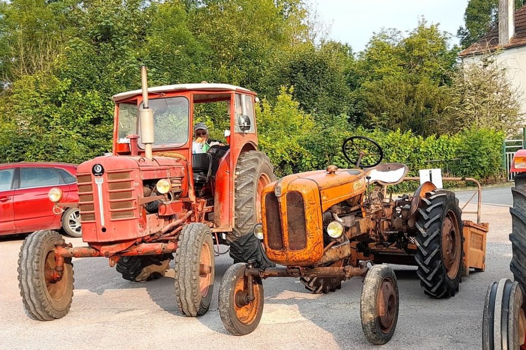 Information: OUANNE. Voitures anciennes et vieux tracteurs sur les routes samedi
