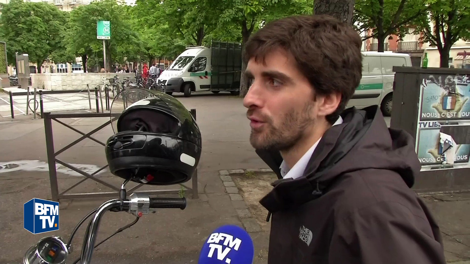Vimeo Les vieilles voitures interdites de circulation dans Paris