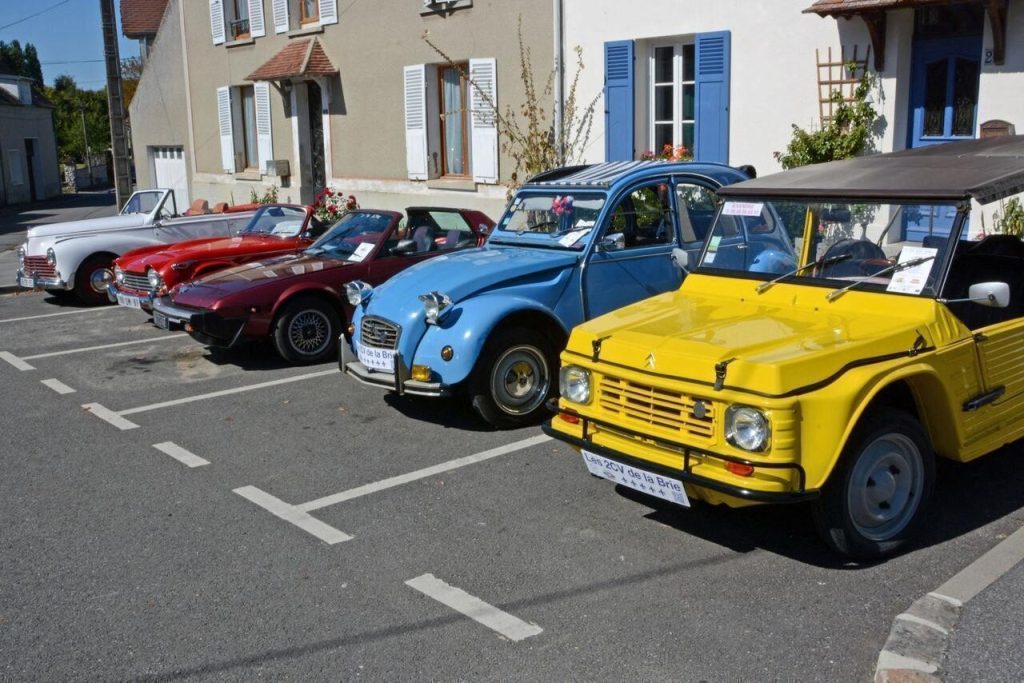 la première Ville d’accueil des véhicules d’époque du Val-d’Oise (A lire dans les médias.)