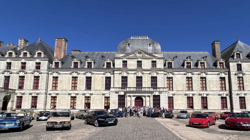 À Scorbé-Claivaux, le Teuf Teuf club débute sa saison (Veille dans la presse.)